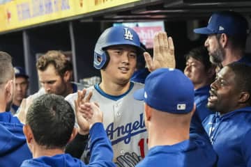 大谷翔平が８号＆猛打賞でドジャース７連勝に貢献　真夜中白星に「１０―３」とインスタで歓喜