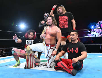 【新日本】辻陽太が上村とのライバル対決制しＶ４　内藤とＢＵＳＨＩに「俺たちは制御不能を忘れない」