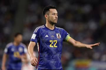 「吉田麻也は本当にいい顔つきをしている」マンCのコーチが称えたCBの“顔”。現在は「うまさ」が重視されるが、失われるものも…【コラム】