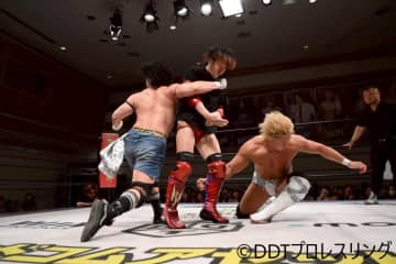 MAO＆KANONのストレンジ・ラブ・コネクションがMCのKIMIHIRO加えた3人体制で好発進！