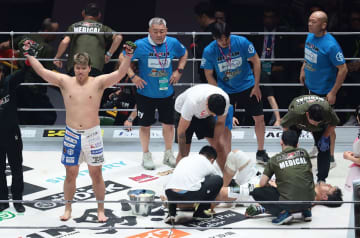 【ＲＩＺＩＮ】上田幹雄がシビサイ頌真を圧巻の６３秒殺　ヘビー級ＧＰは日本人一人となり「僕が背負います！」