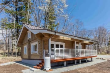 【愛犬と一緒に泊まれる！】八ヶ岳の麓にログハウス型貸別荘 「Fils Cottage Yatsugatake」オープン