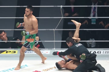 【ＲＩＺＩＮ】シェイドゥラエフが６２秒でクレベル・コイケをＫＯ　平本蓮は新王者に驚嘆「すげえ強いです」