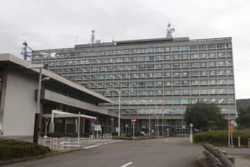 車正面衝突で6人搬送　長野・茅野の国道