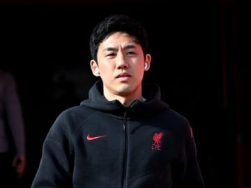 「熱い」「みんな待ってたよ」待望の今季プレミア初先発！ 遠藤航にリバプールファンからは期待の声続々！「楽しみすぎてやばい」