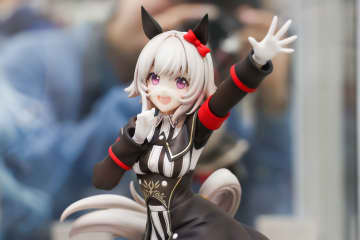 キュートな笑顔に引き込まれる！「カレンチャン 勝負服Ver.」【あみあみ展示撮り下ろし】勝負服「フィーユ・エクレール」の姿でフィギュア化