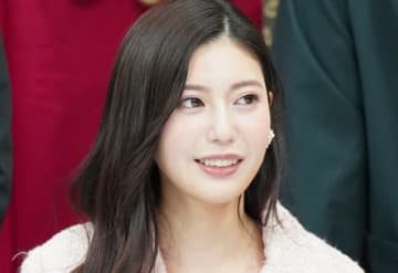 “令和の峰不二子”阿部なつき、体型維持のために10年間食べていないものを告白し驚きの声