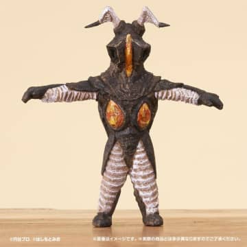 ウルトラ怪獣が温かみのある木彫り風フィギュアに！？ゼットン・エレキングなど人気の全4種