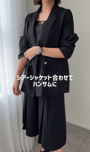 【GU】に見えない！キュロットがキモ。ブラック×シアーの涼し気ワントーン術【40代の毎日コーデ】