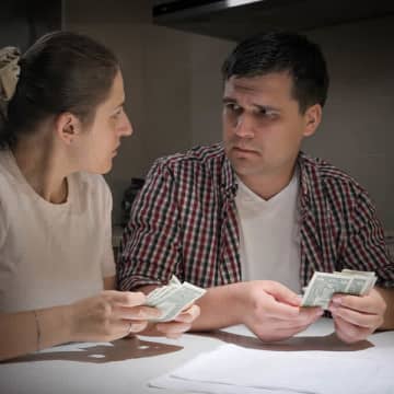 米国人の3人に1人が自覚する金銭感覚障害「マネー・ディスモルフィア（お金異形症）」とは