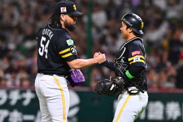 鷹が今季初の同一カード3連勝で最下位脱出　楽天は20安打14点の猛攻…4日のパ・リーグ