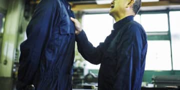 建設業や工場では「暴力的な犯罪」が起こりやすい？　背景にある現場の“特殊性”と、ブルーカラー労働者に対する「偏見」とは