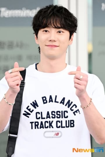 【PHOTO】イ・ジュニョン、海外スケジュールのため香港へ出国