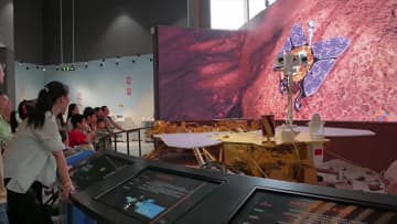 中国の南岳衡山で科学観光が人気　「火星の旅」を体験