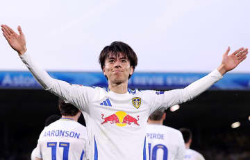 田中碧がリーズの選手が選ぶ年間最優秀選手賞＆年間最優秀ゴールのクラブ内個人賞2冠を達成！