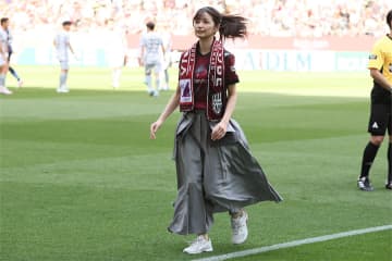 来場で勝率100％　スタジアムに降臨した“勝利の女神”に反響「毎試合来て」「天使やん」