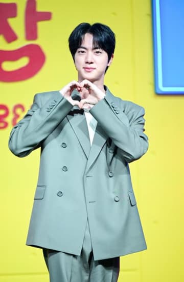 BTS・JIN、韓国の小児科に1000万円超を寄付「明るく走り回ることができるように願う」