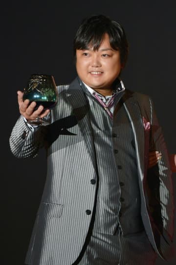 与沢翼「覚せい剤告白」で心配される「子供」の存在…モデル妻と築いたタイでの家族生活の崩壊