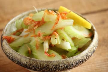 アジアの屋台風♪おうちで楽しめる「かんたんエスニック副菜」