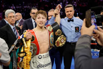 井上尚弥TKO勝ちも、まさかの自虐「大きな会場は僕に合わないのかな…」 プロ２度目のダウン奪ったカルデナスを称賛「映像で見るより２、３倍強かった」
