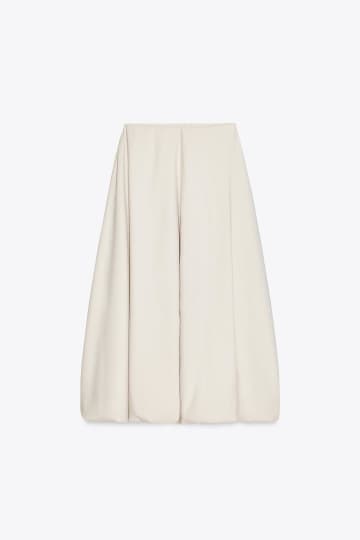 サッと穿くだけでOK！【ZARA】大人に似合う♡「バルーンスカート」