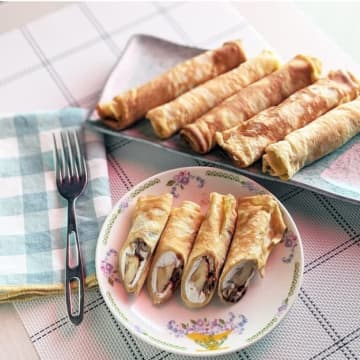【卵焼き器で作る！】アイデア勝ち♪食べやすさ抜群のスティッククレープレシピ♡