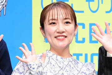 「なんでいるの」　高橋みなみ、15歳年上夫と記念日食事会も…まさかの人物が同席で「いらんなw」の声