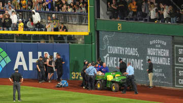 【奇跡】MLBで6m超の高さのスタンドから落下した男性が「目が覚め、意識があり、話すこともできる」と回復を報告　一時は危篤状態に