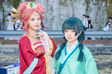 【コスプレ】主従の絆が尊い「薬屋のひとりごと」美少女レイヤー！玉葉妃と猫猫併せの雰囲気が最高