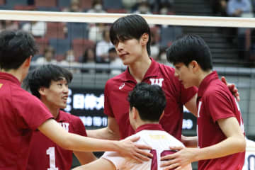 男子は早稲田大と富士通、女子は筑波大とブレス浜松が決勝へ　黒鷲旗JVA第73回全日本選抜大会