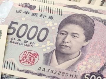 新五千円札が「12万円」に大化け！ 一見普通の紙幣なのに“24倍”のプレミアムがついたのは一体なぜ!?