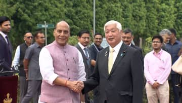 中谷防衛相がインド・シン国防相と会談　防衛協力について新しい方向性目指すことで一致