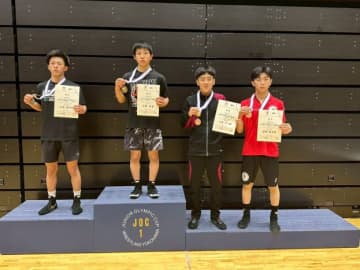 ＜レスリング＞【写真集】2025年JOCジュニアオリンピックカップ／U17男子グレコローマン・表彰式
