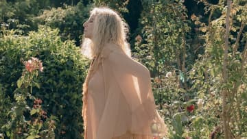 バーブラ・ストライサンド、新作アルバムを6/27にリリース！ホージアとのコラボ曲のリリック・ビデオも公開
