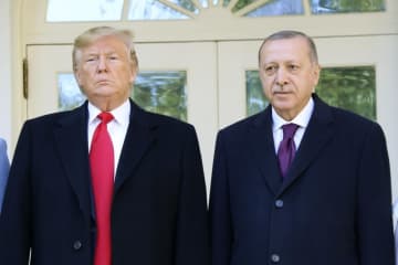 米トルコ、ウクライナ協議　和平巡り首脳が電話