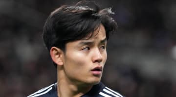 久保建英、去就について注目発言！ 「ソシエダに残りたいけど監督と同じで…」