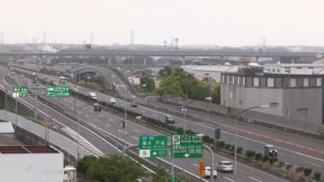 ゴールデンウィーク最終日　高速道路のUターンラッシュによる渋滞は中央道小仏トンネル付近と東名高速綾瀬IC付近でいずれも最大20kmの予想