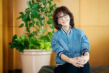 柏木由紀子、おしゃれなファッションが大人気　好奇心旺盛に自分らしく“77歳の今”を楽しむ
