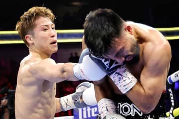 井上尚弥、ダウンよりTKOより反響集めた1枚の写真　「これが格闘技。終わればノーサイド」感動の声