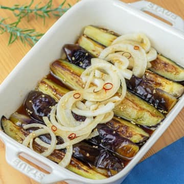 【なすがあったら作ってみ】「家族全員が秒で食べ終わった」ご飯が進みすぎてマジで困る簡単おすすめレシピ3選