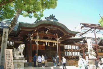 『腫れ物の神様からがん封じへ』東大阪のパワースポット"石切神社"と占いの道