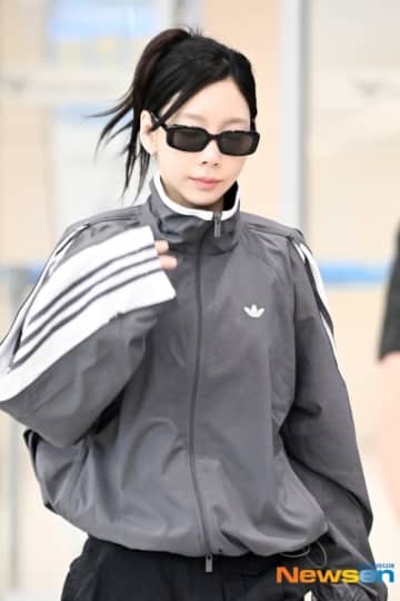 【PHOTO】少女時代 テヨン、アジアツアーのシンガポール公演を終えて韓国に到着（動画あり）