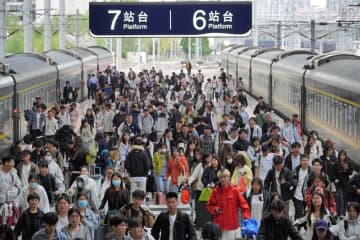 メーデー連休最終日、中国各地でUターンラッシュ