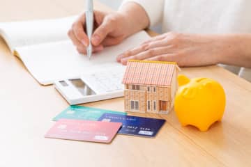 【40代】預貯金、株式、投資信託、いったいいくら保有しているのか？【最新版】
