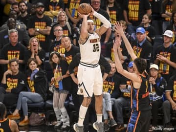 ナゲッツがゴードンの決勝3Pで劇的勝利…ヨキッチが42得点22リバウンドの大暴れ