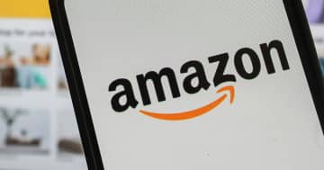 【2025年最新】Amazonで商品が発送されない5つの原因と即効解決法 | 問い合わせ手順も解説