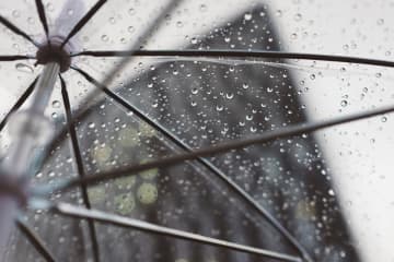 大雨の伊豆で出会った心優しいおばあさん＝中国ネット「感動した」「泣きそう」
