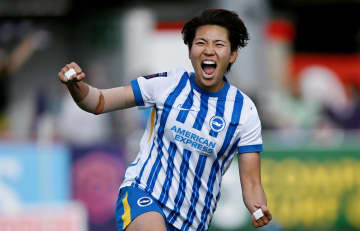 清家貴子がアーセナル相手に鮮やかゴールで今季6点目！ 競り合いに負けずGKとの1vs1を決め切る