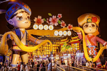 メーデー連休の観光地に活気　中国・南寧市