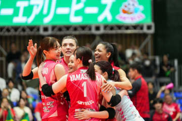 MBが大活躍！ デンソーがレギュラーシーズン優勝の大阪MVにストレート勝利【大同生命SVリーグ女子CS SF】
